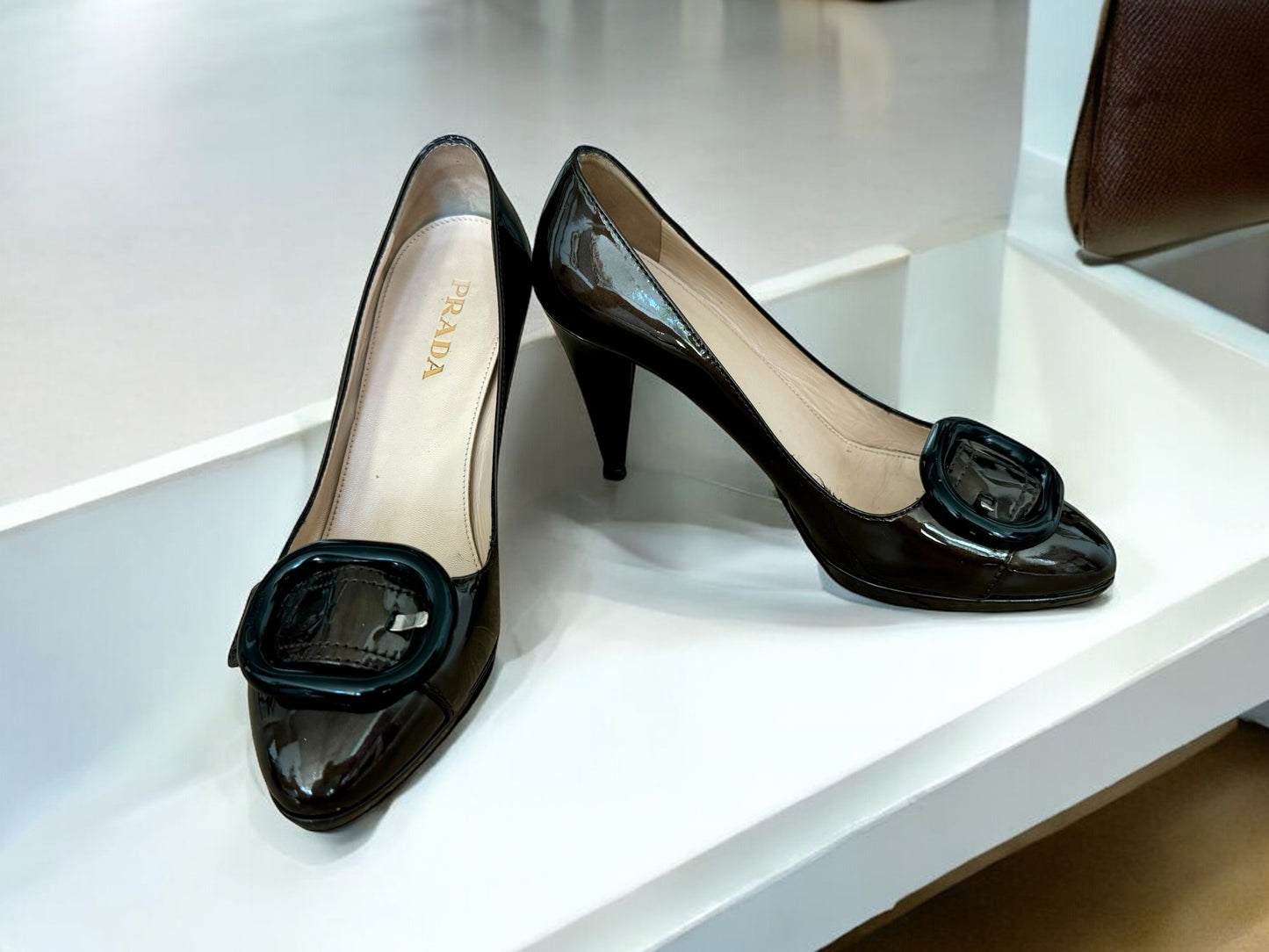 Prada pumps brown patent leather big buckle 36.5 6